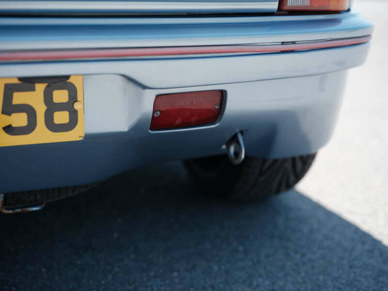 Image 26/50 of Peugeot 205 GTi 1.9 (1990)