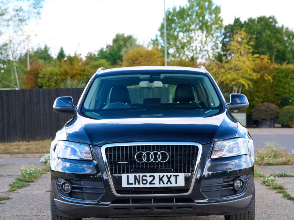 Bild 42/50 von Audi Q5 3.2 FSI (2013)