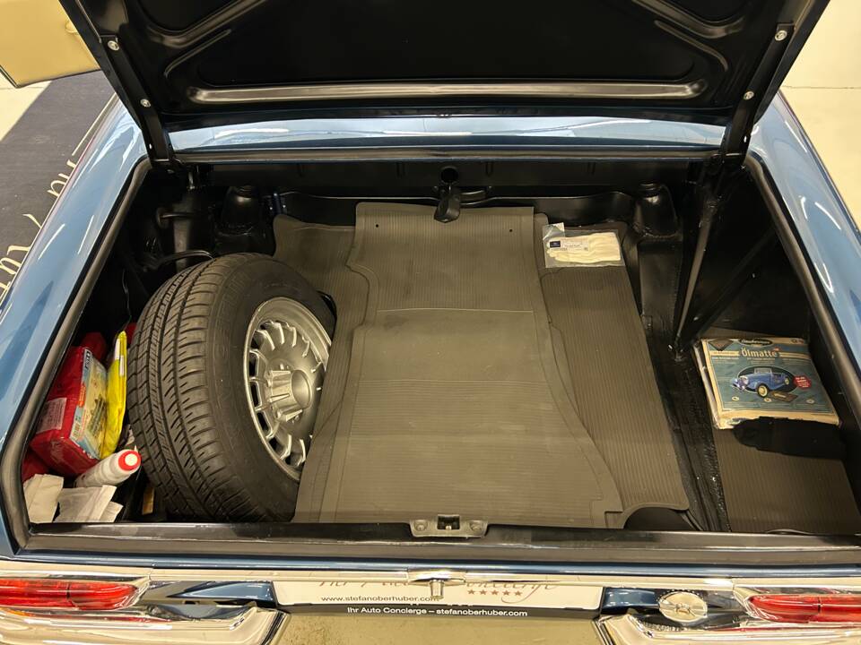 Afbeelding 15/31 van Mercedes-Benz 230 SL (1964)