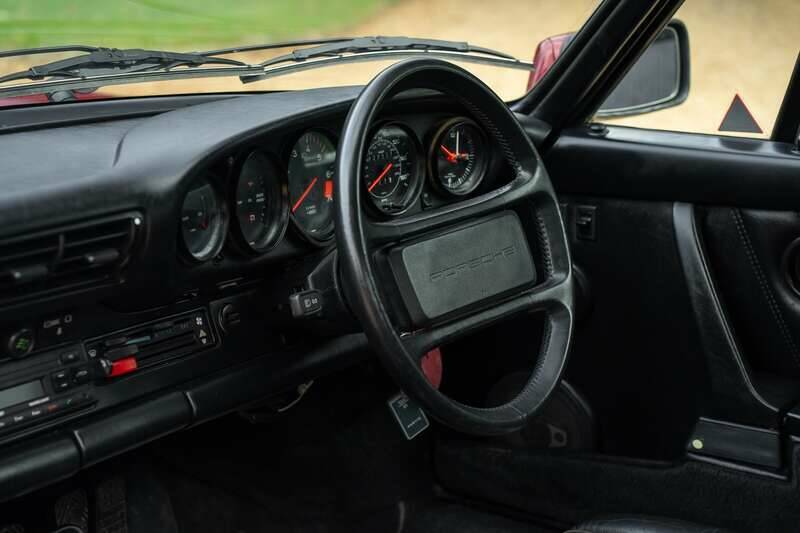 Bild 39/50 von Porsche 911 Carrera 3.2 (1989)