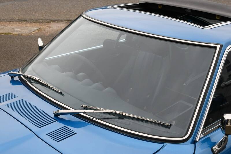 Image 4/40 of Datsun 260 Z (1974)