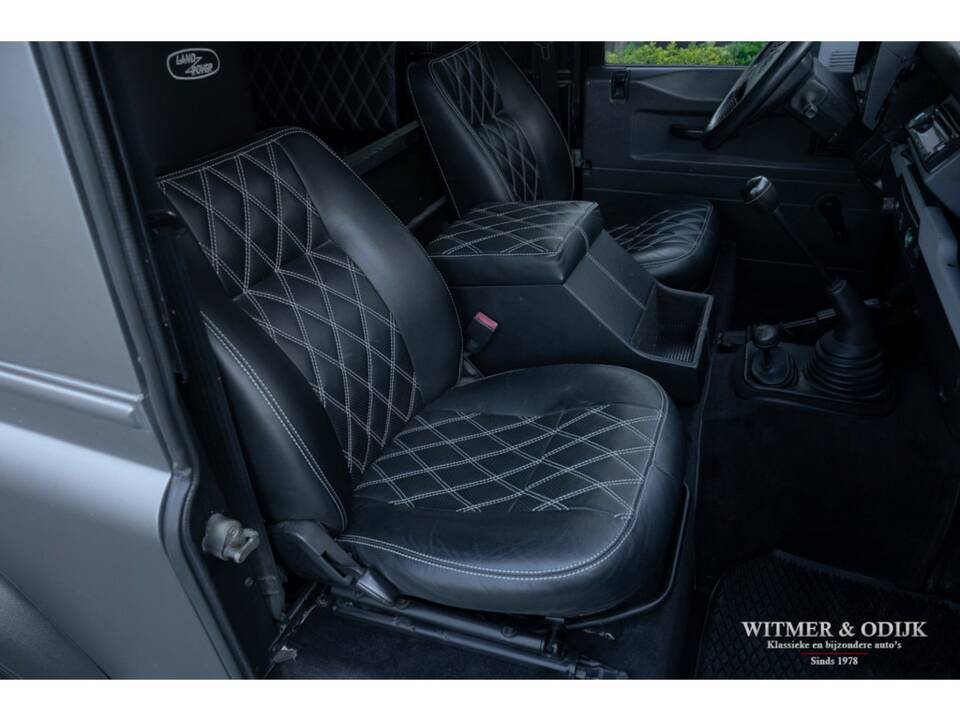 Image 6/27 of Land Rover Defender 90 (1996)