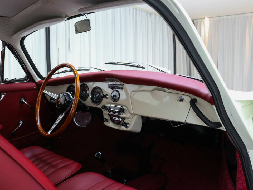 Image 8/23 of Porsche 356 C 1600 SC (1964)