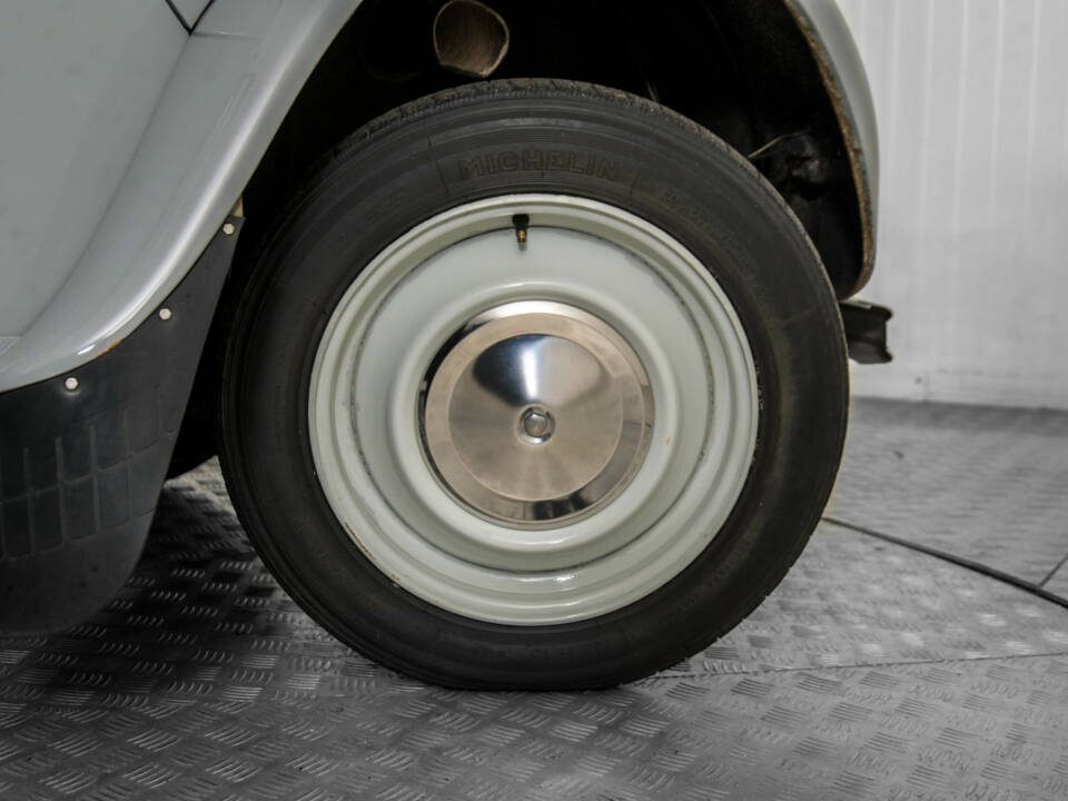 Image 42/50 of Citroën 2 CV 6 (1980)