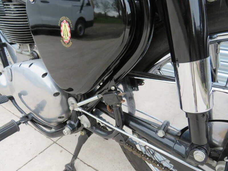 Image 31/45 of BSA DB 32 Gold Star (1959)