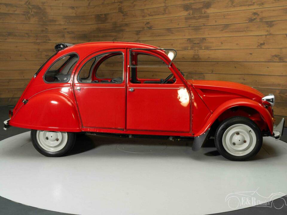 Image 9/19 de Citroën 2 CV 6 (1983)