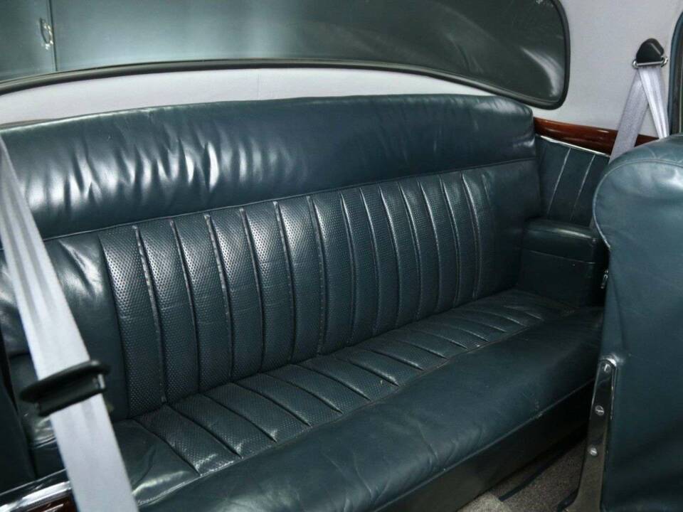 Bild 27/49 von Mercedes-Benz 220 SE (1960)