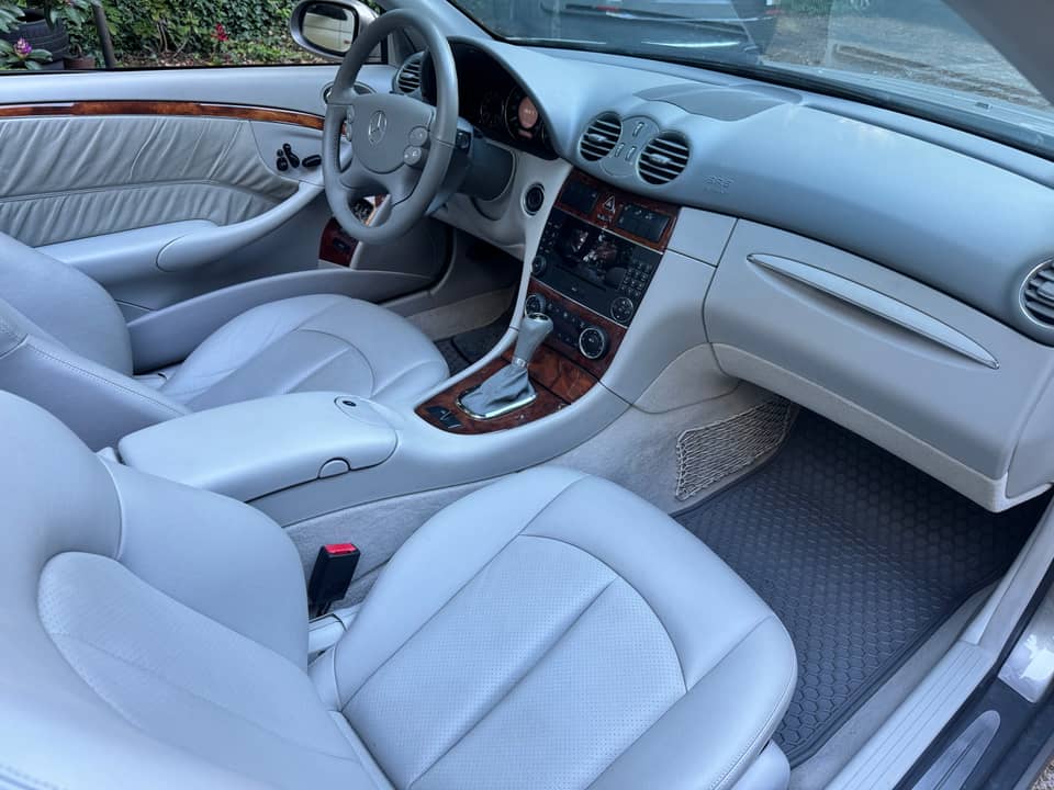 Immagine 14/17 di Mercedes-Benz CLK 500 (2005)