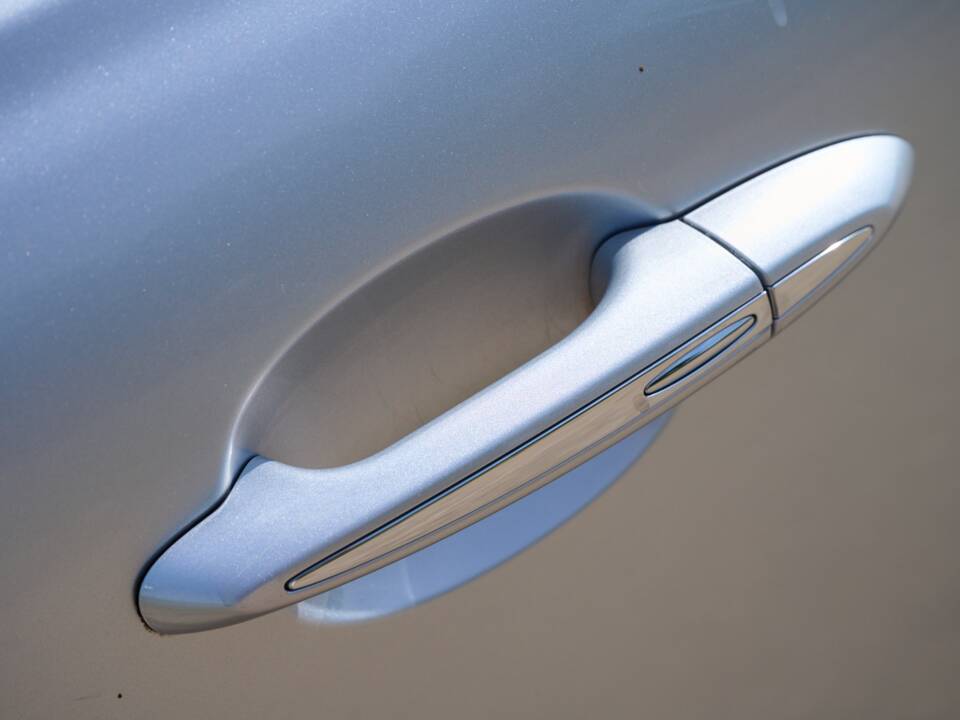 Bild 16/50 von Jaguar XJ 5.0 (2012)