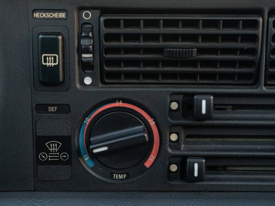 Bild 40/50 von BMW 635 CSi Group A (1983)