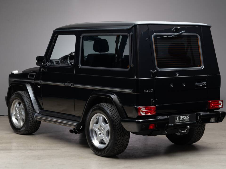 Immagine 13/36 di Mercedes-Benz G 500 (SWB) (2011)