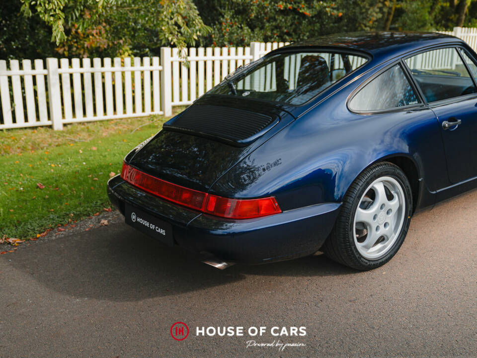 Immagine 18/49 di Porsche 911 Carrera 2 (1991)