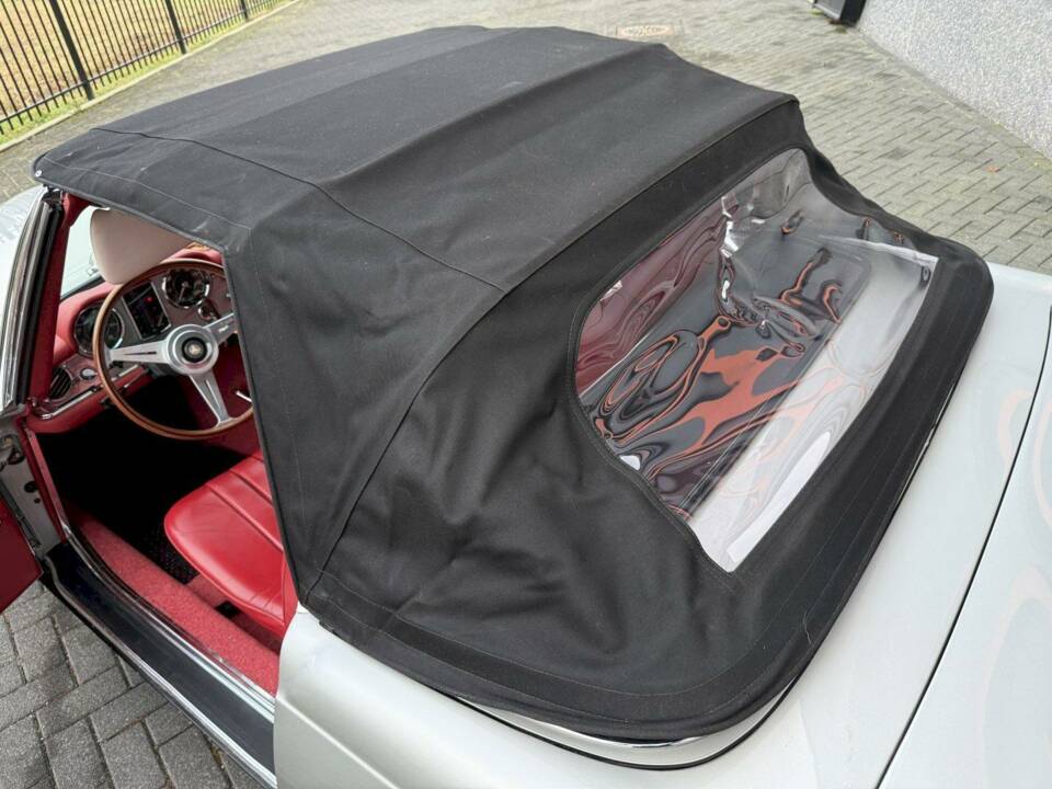 Image 25/36 de Mercedes-Benz 280 SL (1970)