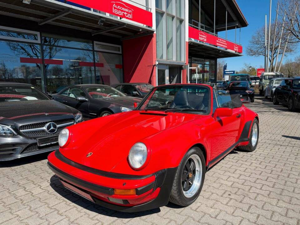 Imagen 3/35 de Porsche 911 Carrera 3.2 (1985)