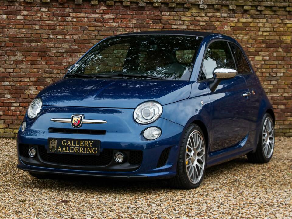 Image 11/50 of Abarth 595 Cabrio Italia (2011)
