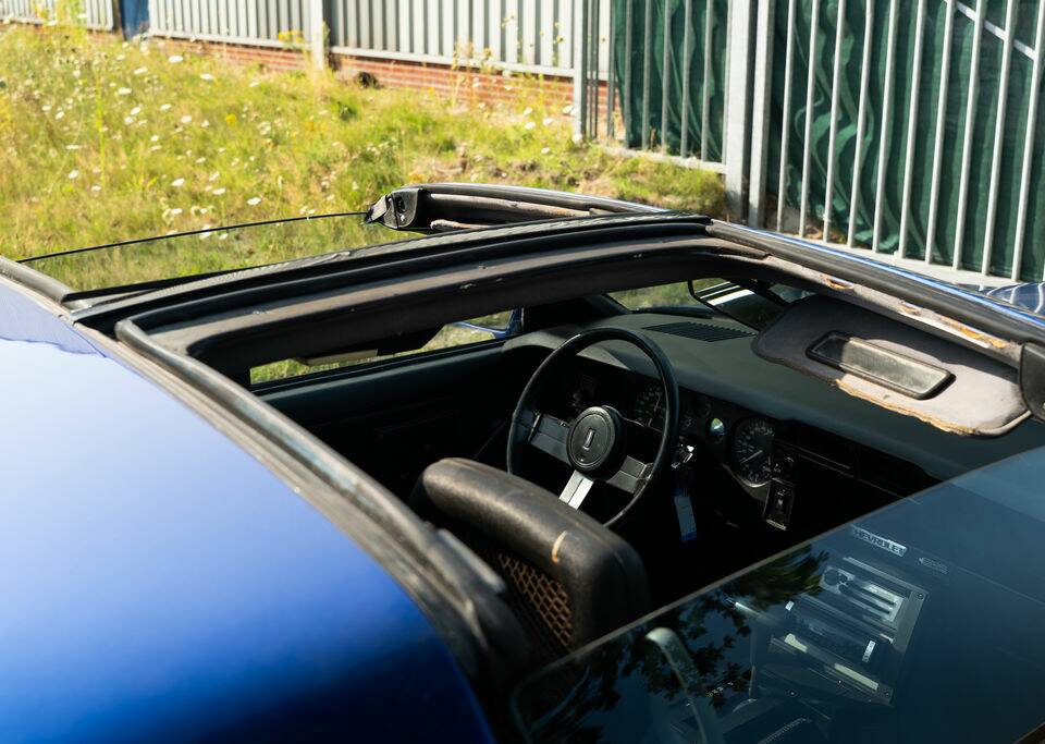 Image 3/8 of Chevrolet Camaro Z28 (1984)