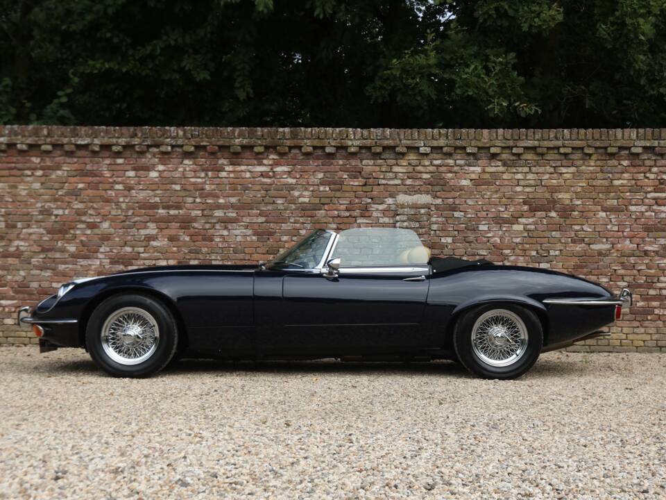 Bild 29/50 von Jaguar E-Type V12 (1973)