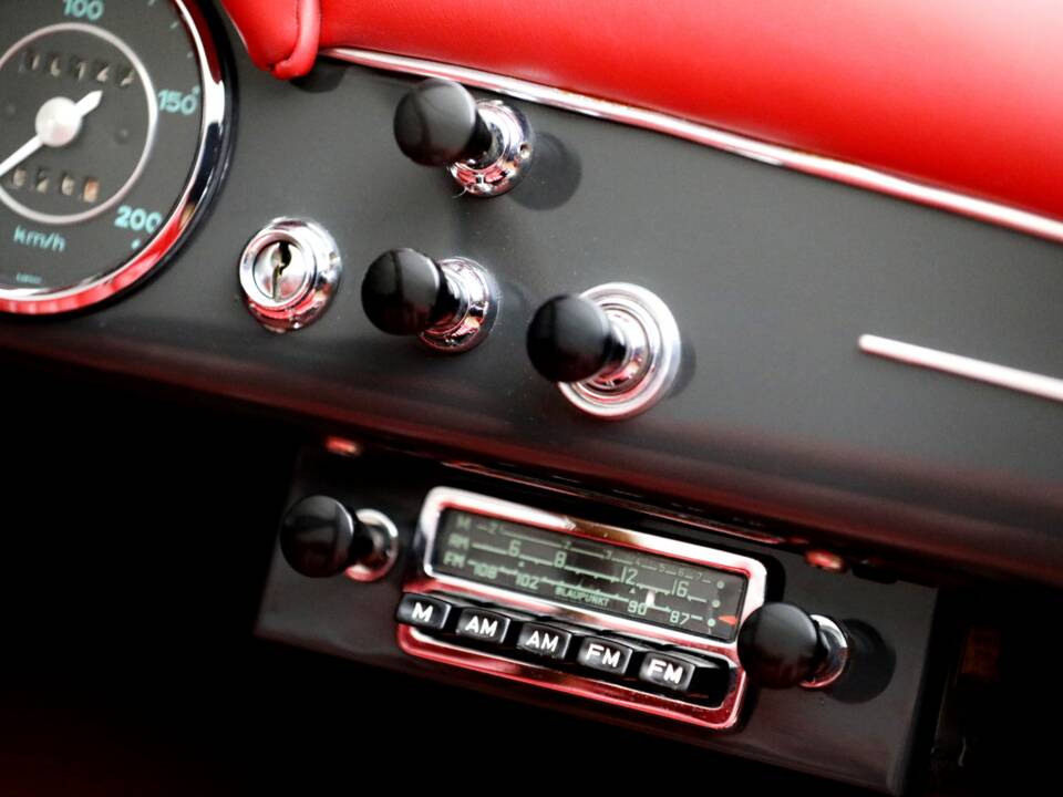 Afbeelding 18/29 van Porsche 356 B 1600 Roadster (1961)
