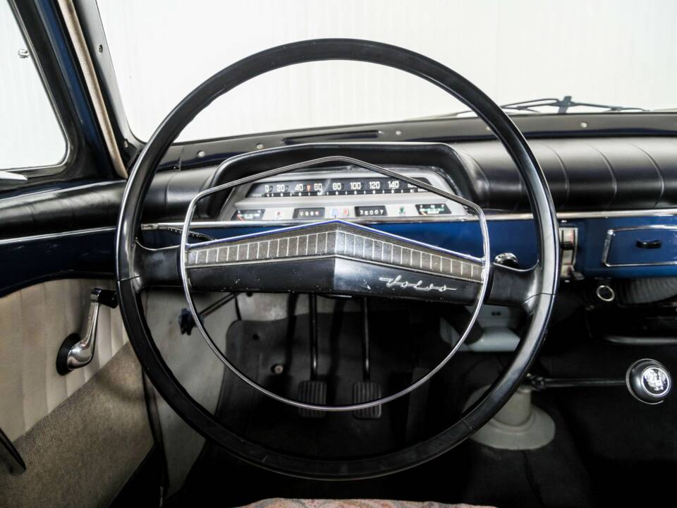 Image 7/50 de Volvo P 121 (1960)