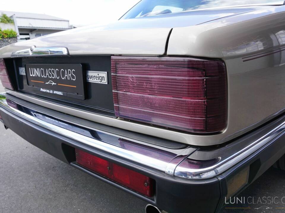 Image 26/61 de Jaguar Sovereign 3.6 (1987)