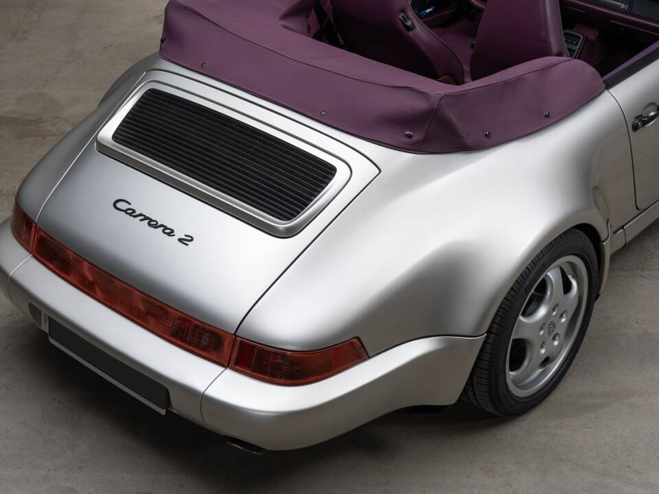 Image 21/41 de Porsche 911 Carrera 2 (1992)