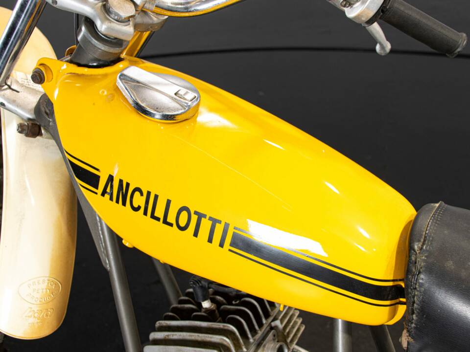 Imagen 9/15 de Ancillotti Scarabeo A 50 (1970)