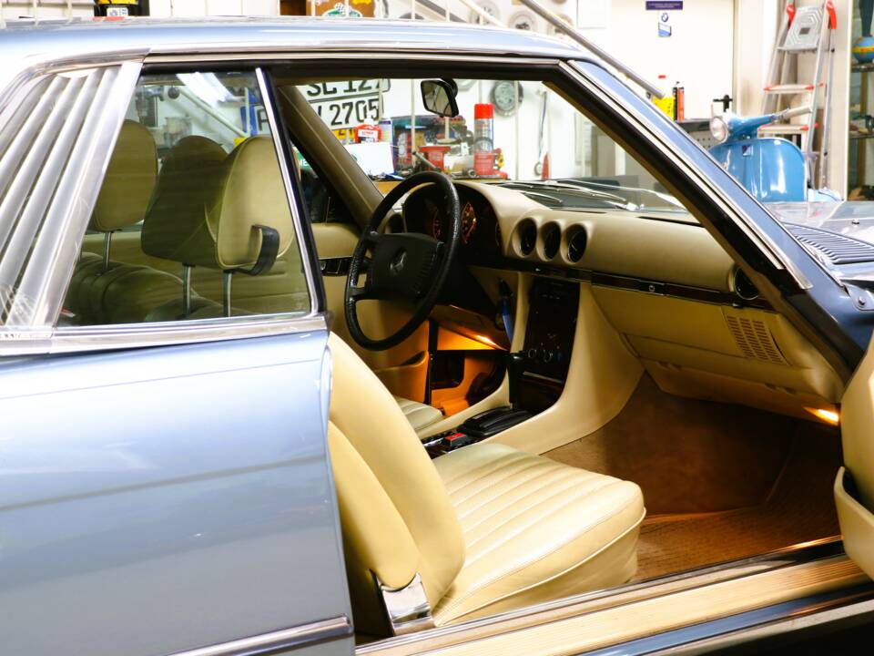 Image 29/41 de Mercedes-Benz 450 SLC 5,0 (1979)