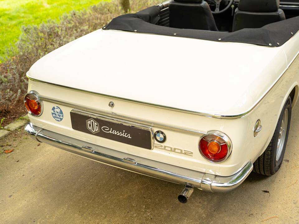 Immagine 13/76 di BMW 2000 (1971)