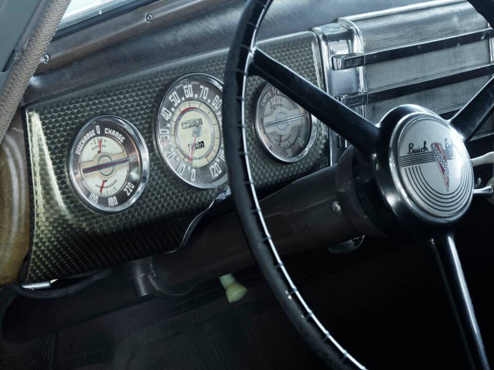 Bild 42/50 von Buick 60 Century (1941)