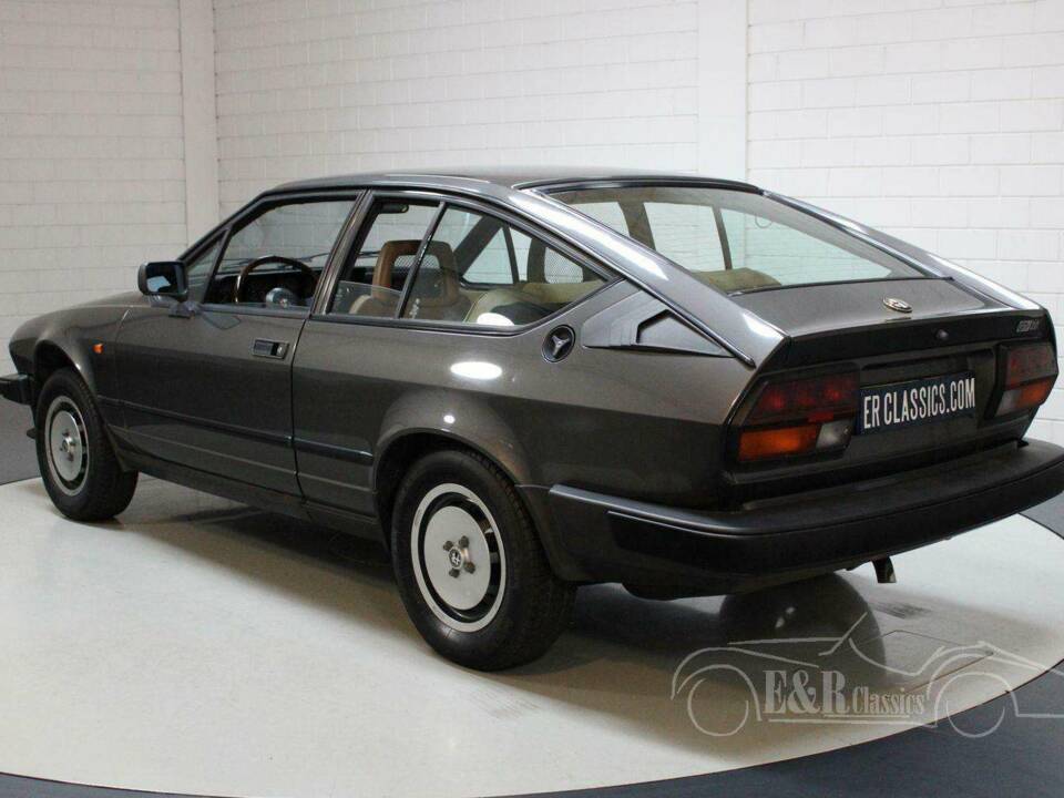 Bild 7/15 von Alfa Romeo GTV 2.0 (1983)