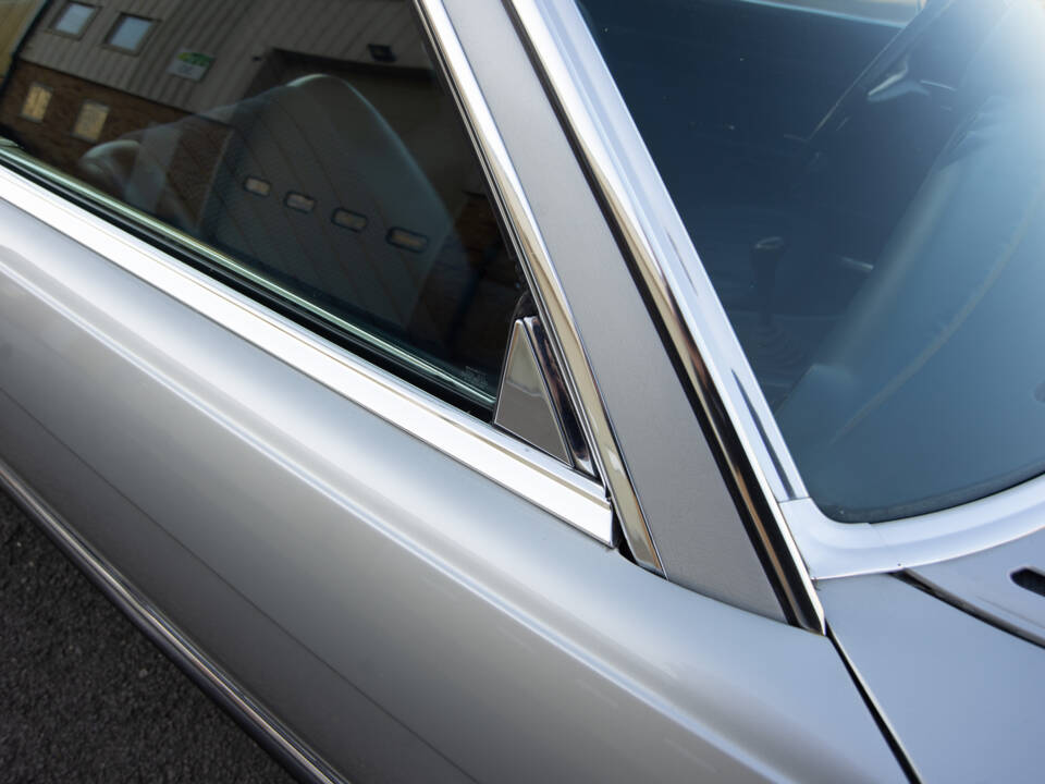 Imagen 34/39 de Mercedes-Benz 350 SLC (1972)