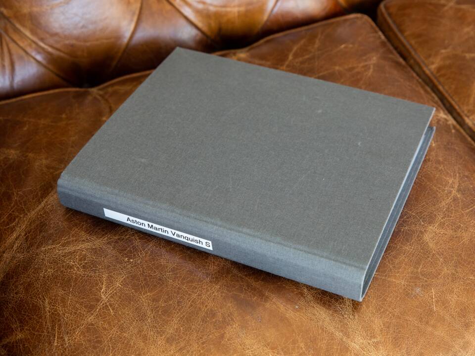 Image 86/92 of Aston Martin V12 Vanquish S (2007)