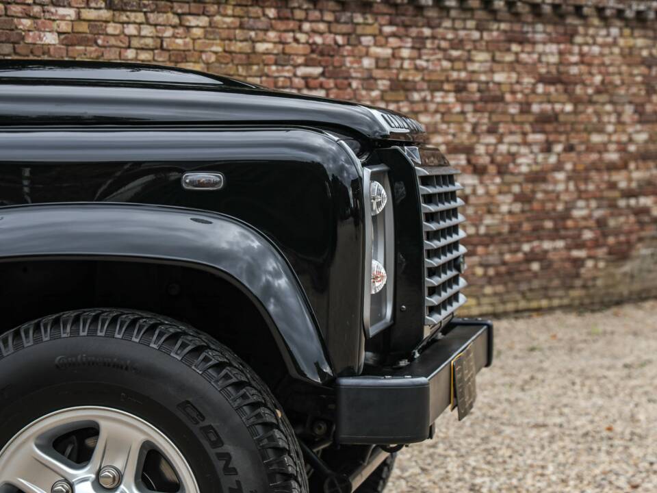 Bild 32/50 von Land Rover Defender 90 (2013)