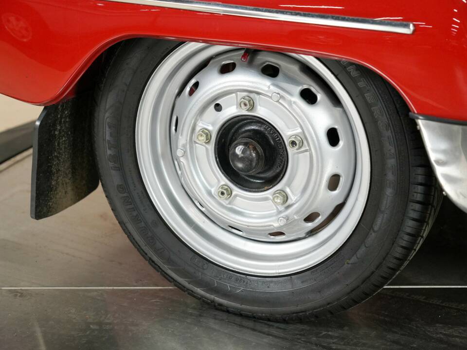 Image 17/34 of Saab 96 V4 (1967)