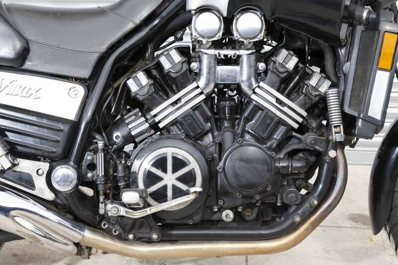 Image 30/37 of Yamaha V-Max 1200 (2000)