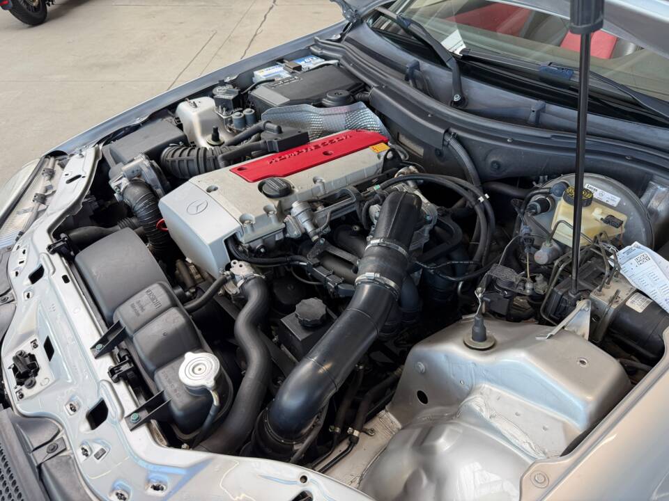 Image 34/51 of Mercedes-Benz SLK 230 Kompressor (1997)