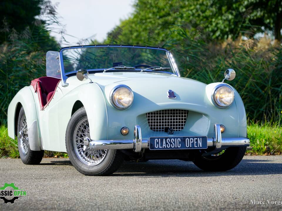 Image 12/45 of Triumph TR 2 (1954)