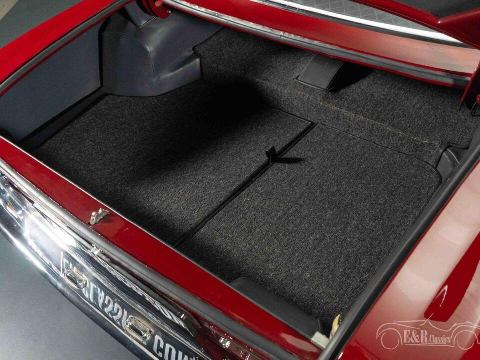 Image 18/19 of BMW 3200 CS (1965)