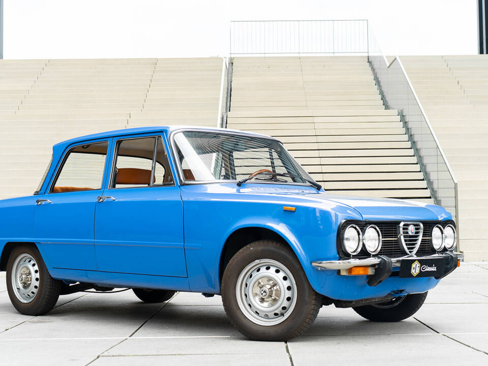 Bild 19/58 von Alfa Romeo Giulia Nuova Super 1600 (1977)