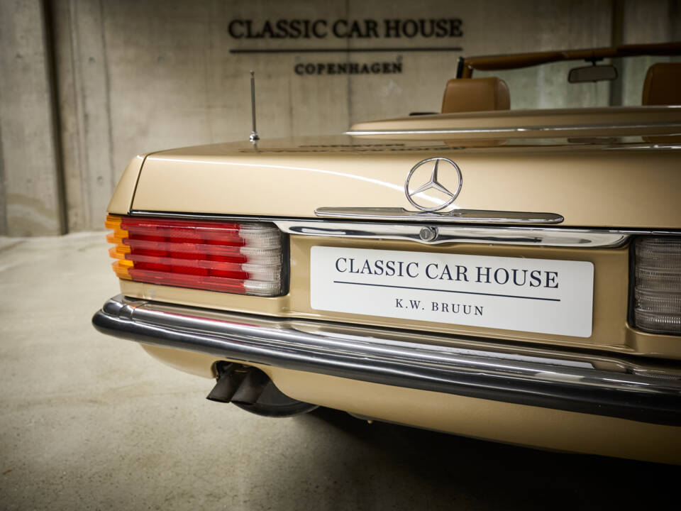 Image 50/99 of Mercedes-Benz 300 SL (1987)