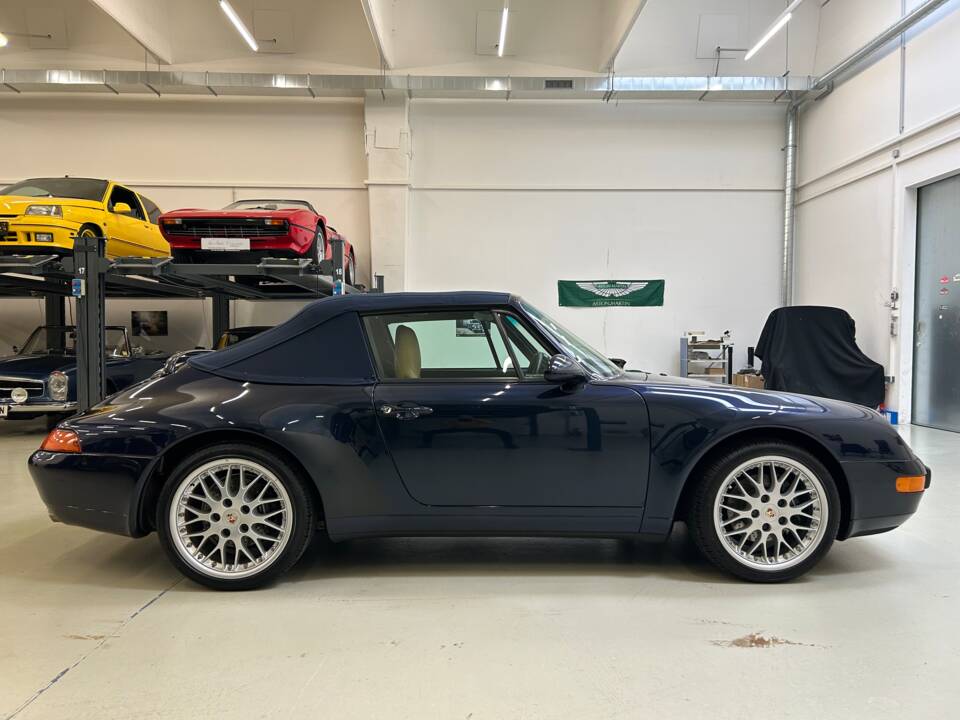 Afbeelding 24/39 van Porsche 911 Carrera (1995)