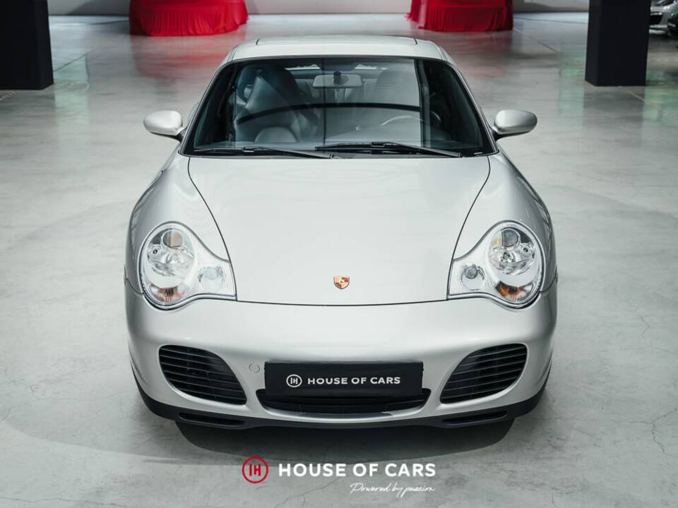 Bild 3/22 von Porsche 911 Carrera 4S (2003)