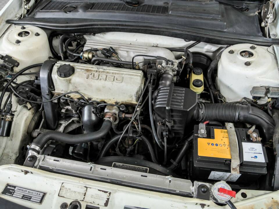 Bild 37/50 von Chrysler Le Baron 2.5 Turbo (1988)