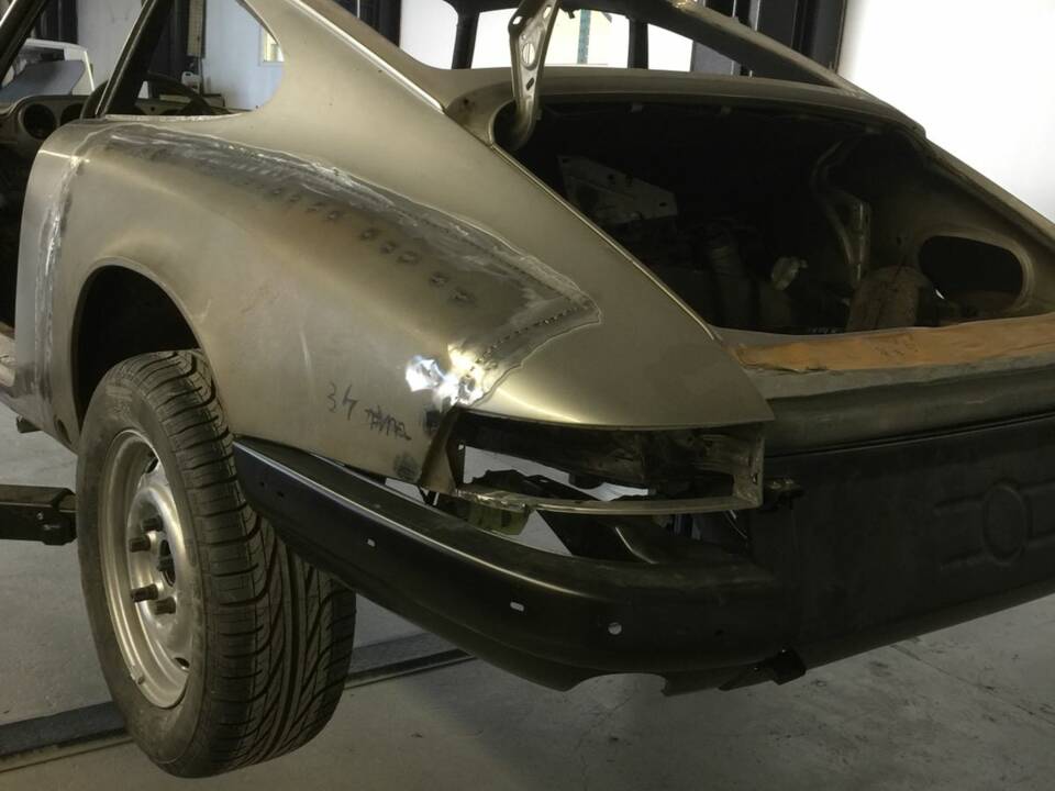 Bild 41/99 von Porsche 911 Carrera 3.2 (1983)