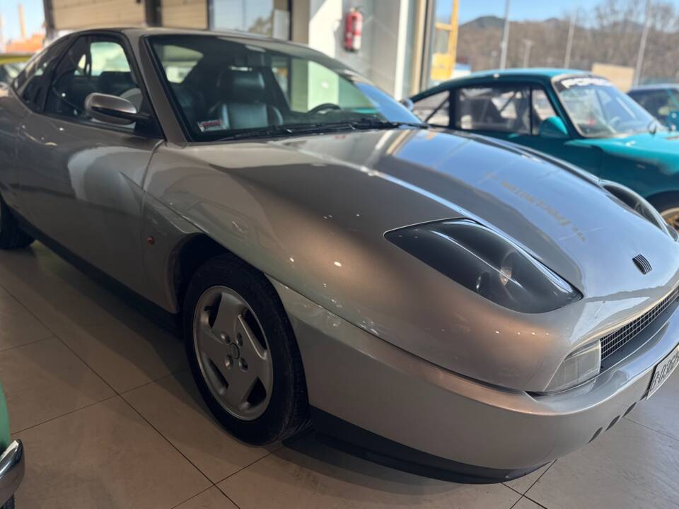 Immagine 4/21 di FIAT Coupé 1.8 16V (1997)
