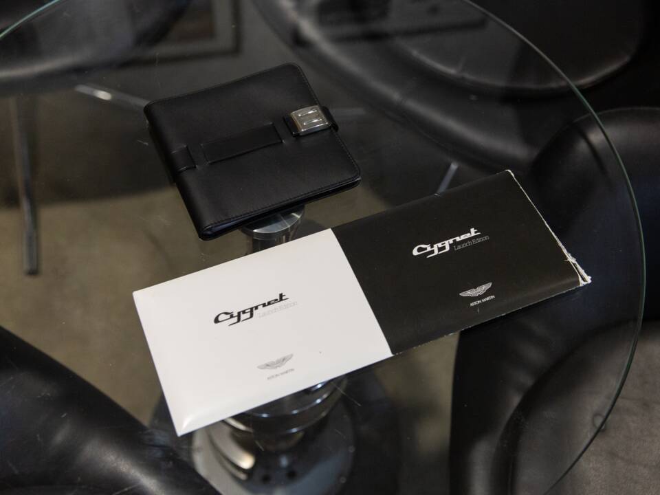 Bild 26/95 von Aston Martin Cygnet (2012)