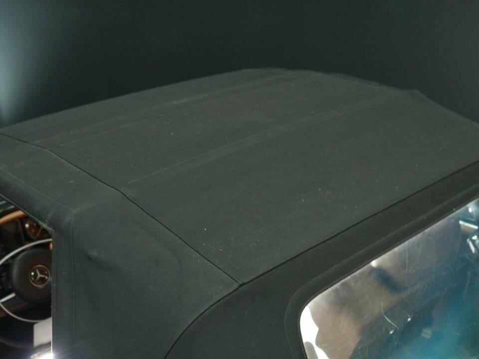 Bild 42/50 von Mercedes-Benz 280 SL (1971)