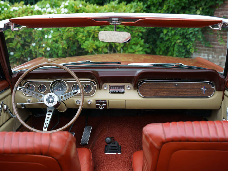 Image 45/50 of Ford Mustang 289 (1966)