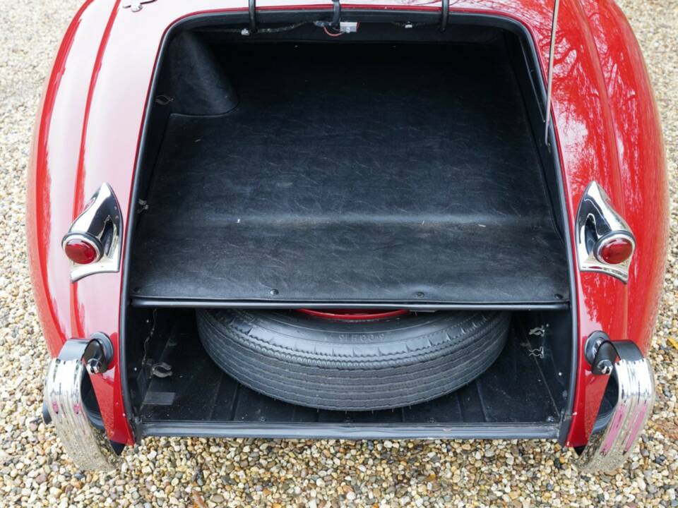 Bild 22/50 von Jaguar XK 120 OTS (Alu) (1949)