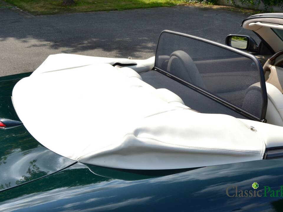 Imagen 25/50 de Jaguar XK8 4.0 (1998)